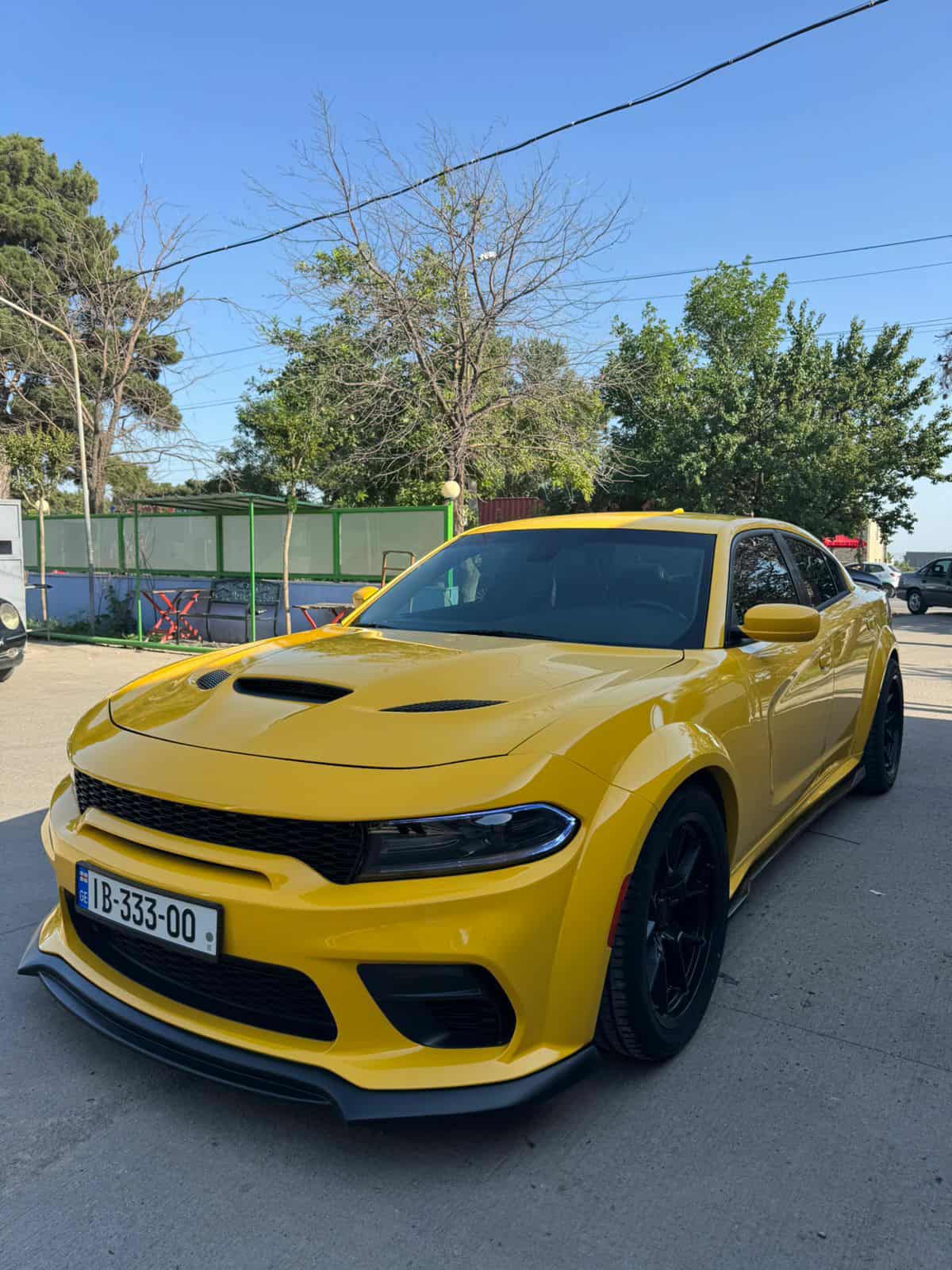 Dodge Charger SRT